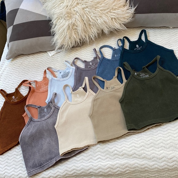 🌺Free people happiness run crop top - Picture 7 of 17